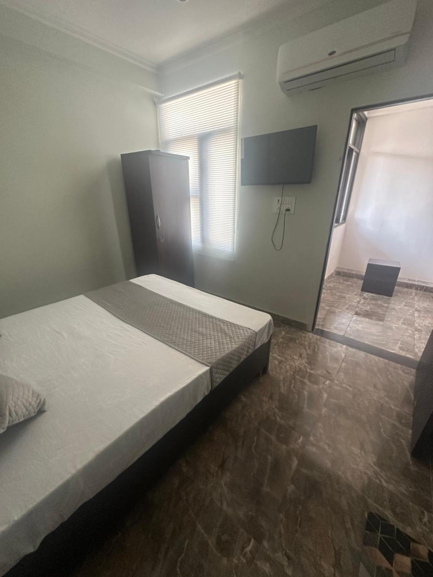 Hotel Sunrise Palace Jaipur Ngoại thất bức ảnh